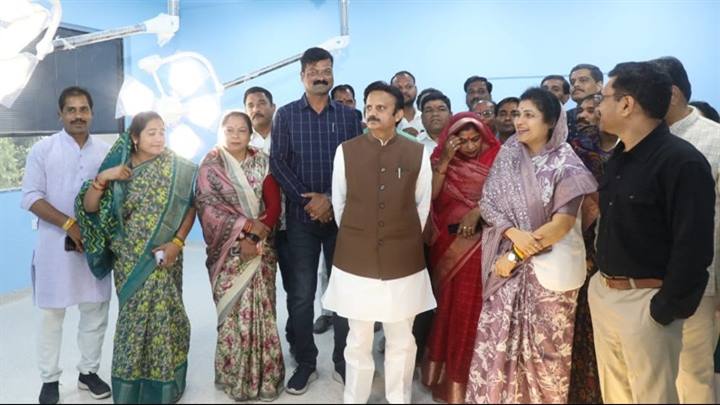 कोकता के 100 बिस्तरीय चिकित्सालय का नाम पूर्व मुख्यमंत्री स्वर्गीय श्री बाबूलाल गौर के नाम पर होगा : उप मुख्यमंत्री श्री शुक्ल